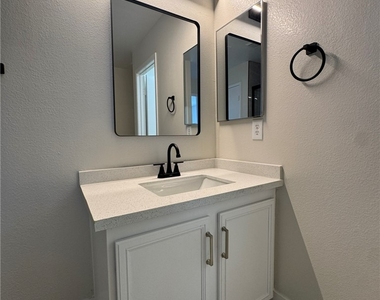 5352 Magnolia Crossing Street - Photo Thumbnail 35