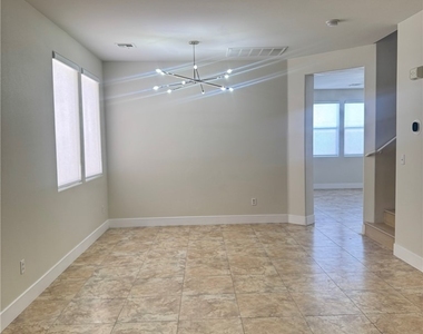 5352 Magnolia Crossing Street - Photo Thumbnail 32