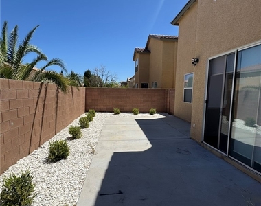 5352 Magnolia Crossing Street - Photo Thumbnail 14
