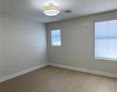 5352 Magnolia Crossing Street - Photo Thumbnail 25