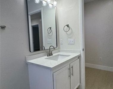5352 Magnolia Crossing Street - Photo Thumbnail 24