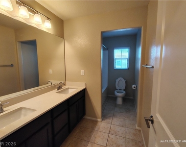 9626 Abbey Pond Avenue - Photo Thumbnail 20