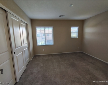 9626 Abbey Pond Avenue - Photo Thumbnail 18