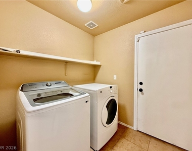 1202 Granite Ash Avenue - Photo Thumbnail 11