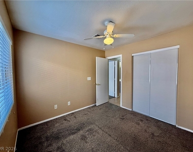 1202 Granite Ash Avenue - Photo Thumbnail 14