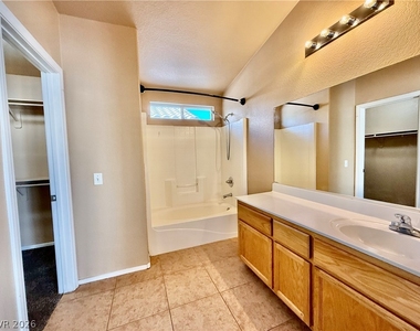 1202 Granite Ash Avenue - Photo Thumbnail 23