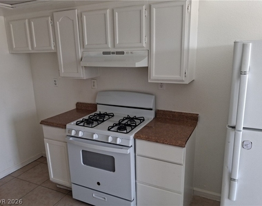2841 Wheelwright Drive - Photo Thumbnail 2