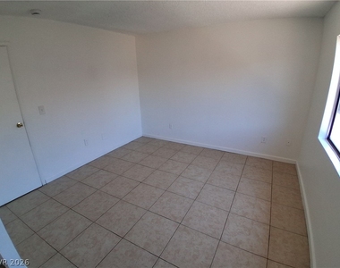 2841 Wheelwright Drive - Photo Thumbnail 6