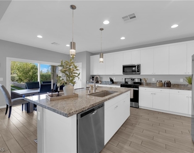 3032 Cipro Avenue - Photo Thumbnail 5