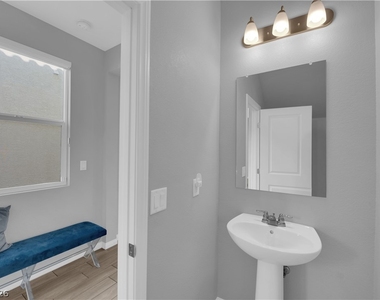 3032 Cipro Avenue - Photo Thumbnail 15