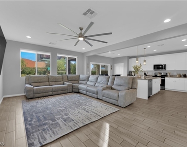 3032 Cipro Avenue - Photo Thumbnail 2