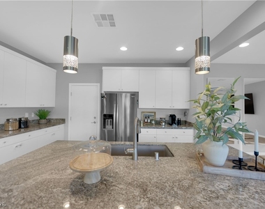 3032 Cipro Avenue - Photo Thumbnail 14