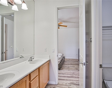 7109 Via Campanile Avenue - Photo Thumbnail 28