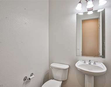 7109 Via Campanile Avenue - Photo Thumbnail 32