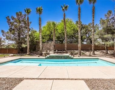7109 Via Campanile Avenue - Photo Thumbnail 43