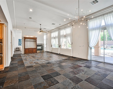 7109 Via Campanile Avenue - Photo Thumbnail 12
