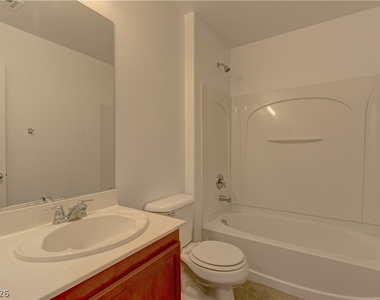 5536 Overlook Valley Street - Photo Thumbnail 17