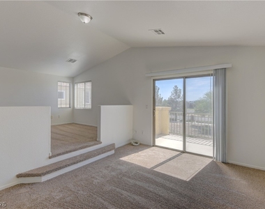 5536 Overlook Valley Street - Photo Thumbnail 10