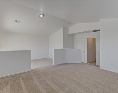 5536 Overlook Valley Street - Photo Thumbnail 13