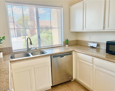 9708 Ridge Creek Place - Photo Thumbnail 10