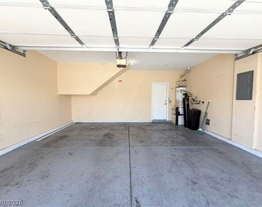 8164 Shellstone Avenue - Photo Thumbnail 15