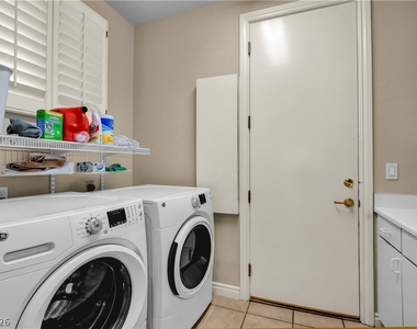 9101 Crystal Lake Court - Photo Thumbnail 48