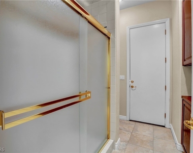 9101 Crystal Lake Court - Photo Thumbnail 43