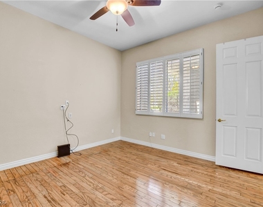 9101 Crystal Lake Court - Photo Thumbnail 46