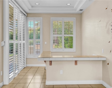 9101 Crystal Lake Court - Photo Thumbnail 31