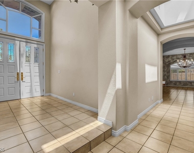 9101 Crystal Lake Court - Photo Thumbnail 8