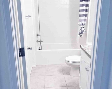 6126 Garden Oasis Street - Photo Thumbnail 7