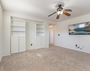 11204 Robin Park Avenue - Photo Thumbnail 10