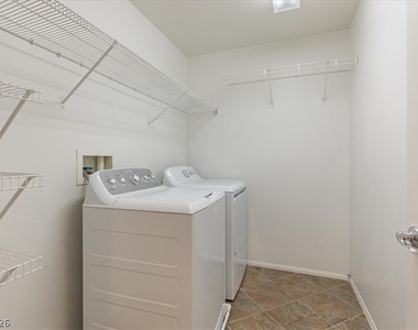 11204 Robin Park Avenue - Photo Thumbnail 15