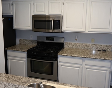 5125 W Reno Avenue - Photo Thumbnail 3