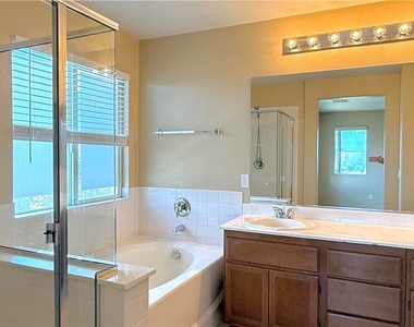 1013 Shades End Avenue - Photo Thumbnail 27