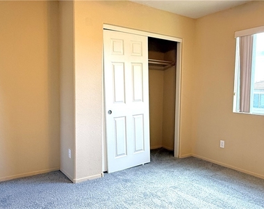 1013 Shades End Avenue - Photo Thumbnail 34