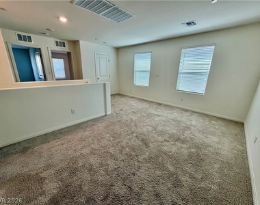 10828 Montana Blanca Avenue - Photo Thumbnail 7