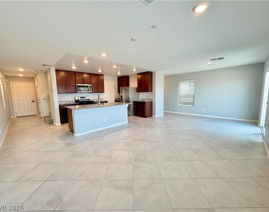 10828 Montana Blanca Avenue - Photo Thumbnail 3