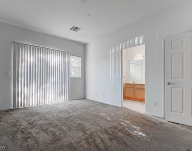1846 Scimitar Drive - Photo Thumbnail 2