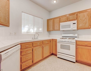 1846 Scimitar Drive - Photo Thumbnail 21