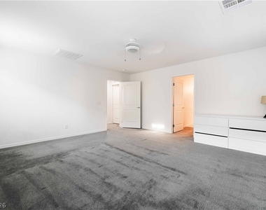 6462 Estrella Hills Avenue - Photo Thumbnail 17