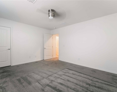 6462 Estrella Hills Avenue - Photo Thumbnail 23