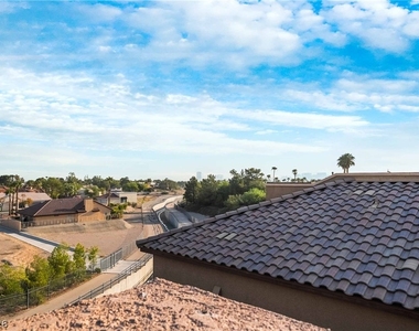 6462 Estrella Hills Avenue - Photo Thumbnail 34