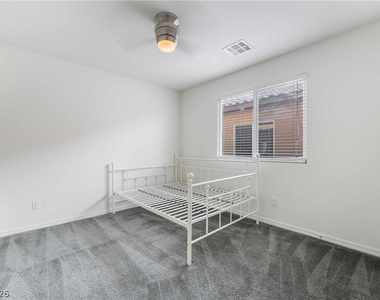 6462 Estrella Hills Avenue - Photo Thumbnail 26