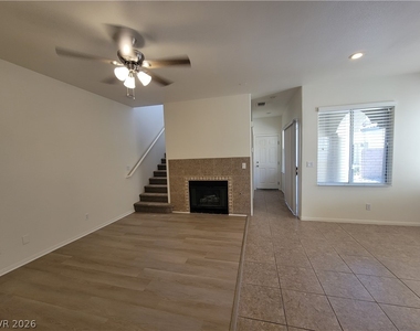 1063 Garden Cress Court - Photo Thumbnail 7