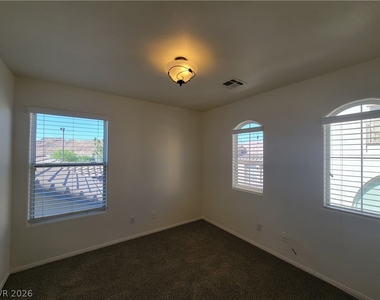 1063 Garden Cress Court - Photo Thumbnail 22