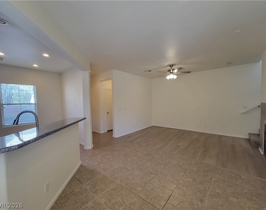 1063 Garden Cress Court - Photo Thumbnail 6