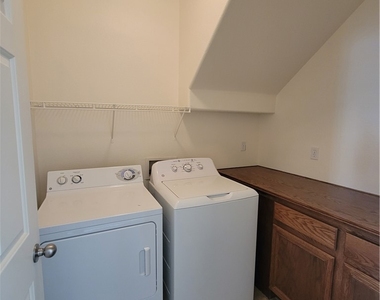 1063 Garden Cress Court - Photo Thumbnail 32