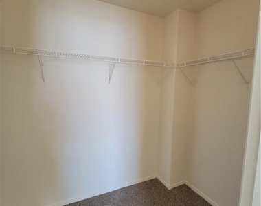 1063 Garden Cress Court - Photo Thumbnail 19