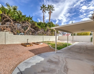10024 Sail Landing Court - Photo Thumbnail 35